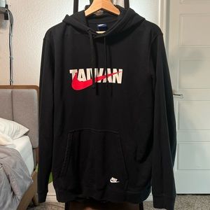 Nike Taiwan Hoodie (XL)